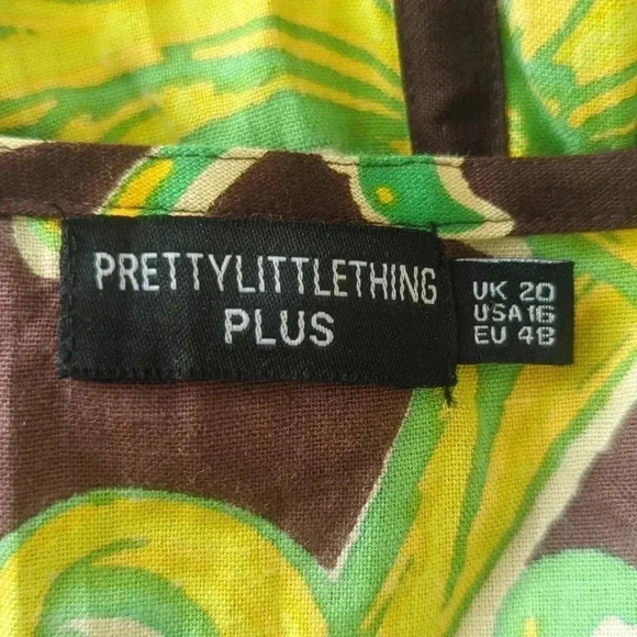 Pretty Little Thing | Brown Floral Boning Dipped Hem Corset Top - Plus size - Picture 7 of 7